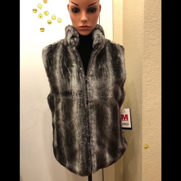 NWTAG..Faux Fur Reversible Winter Vest!!!! - Picture 3 of 7